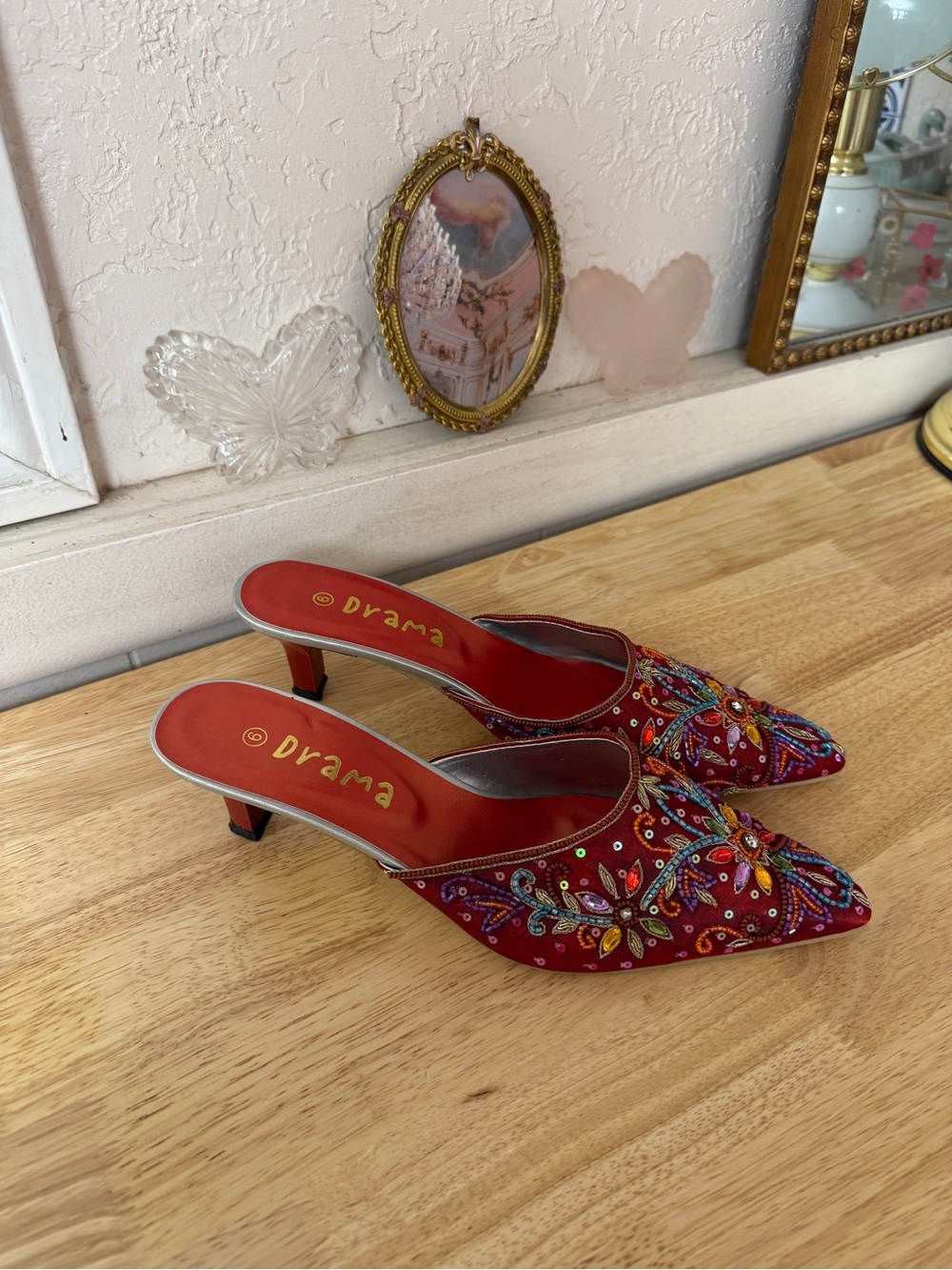 2000s Drama Beaded Pointed Toe Kitten Heels Size 9 Y2K Jewel Embellished Whimsy - Picture 4 of 15
